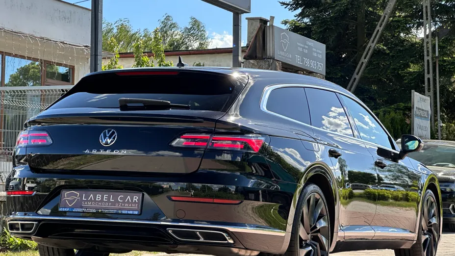 VOLKSWAGEN Arteon Arteon 2.0 TSI R-Line DSG