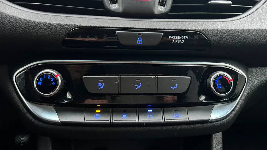 HYUNDAI i30 i30 1.0 T-GDI Comfort