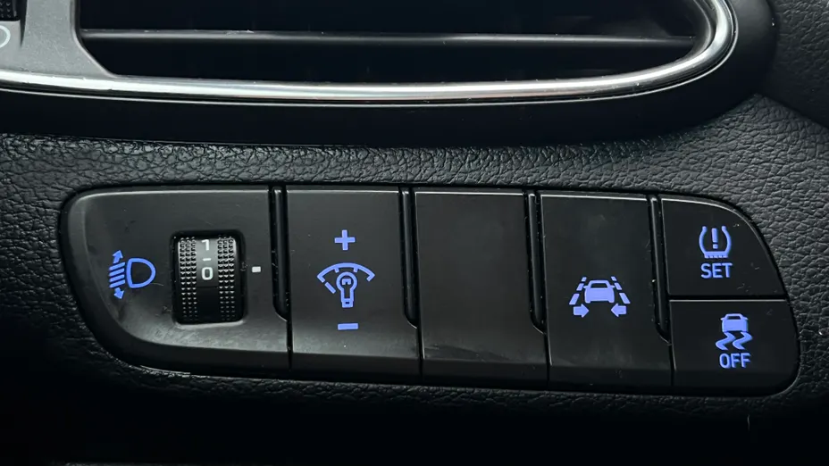 HYUNDAI i30 i30 1.0 T-GDI Comfort