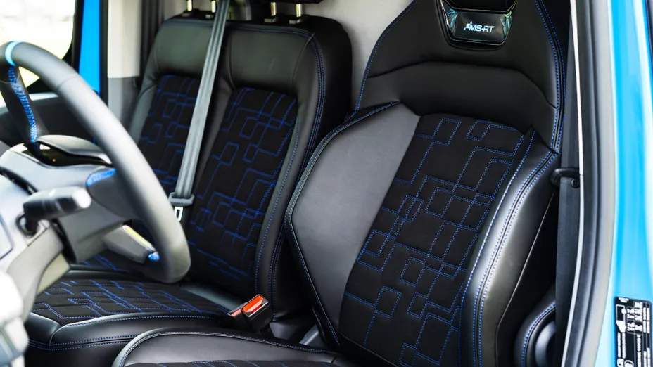 FORD Transit Custom Transit Custom 2.5 PHEV 320 L2H1 MS-RT CVT Nowy