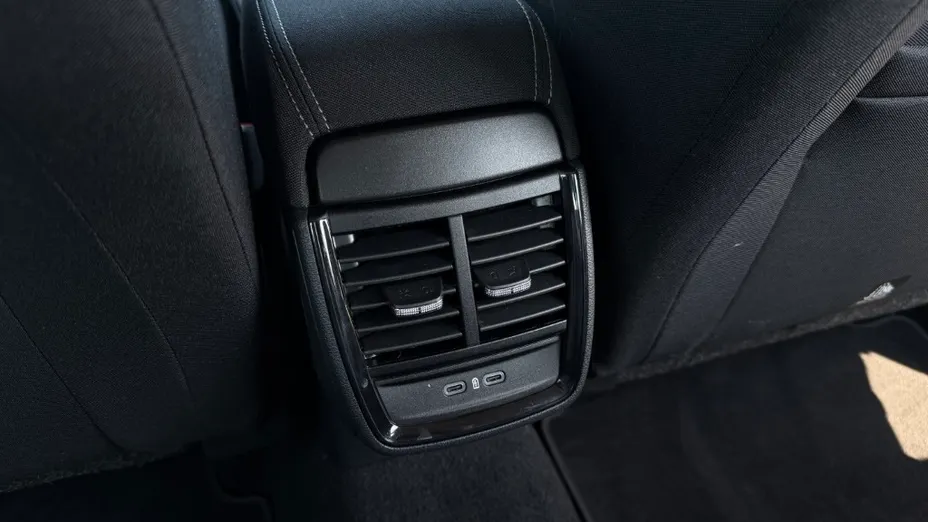 SKODA Kamiq Kamiq 1.0 TSI Selection DSG