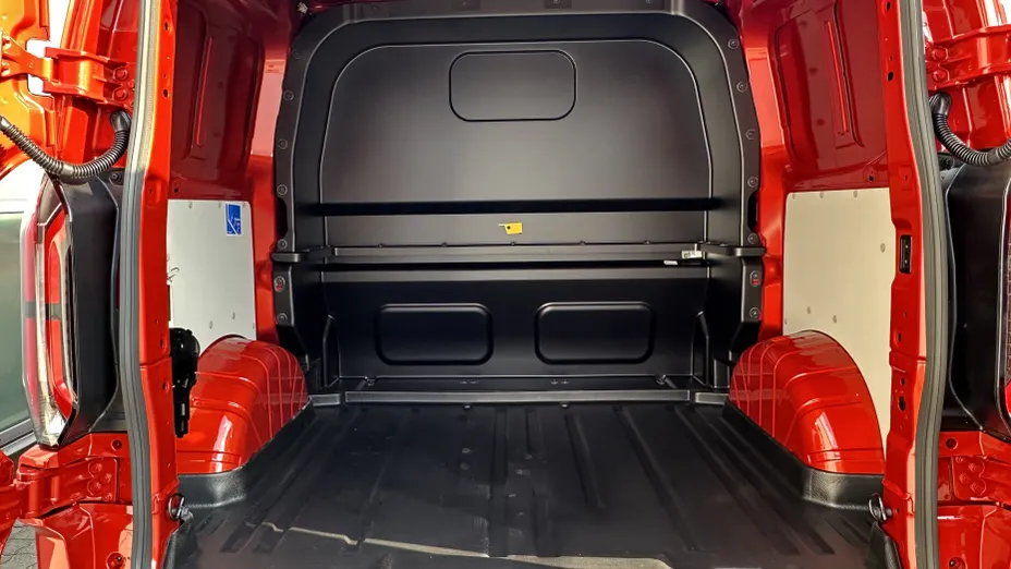 FORD Transit Custom Transit Custom 2.0 EcoBlue 320 L1H1 AWD Limited (bryg.) Aut. Nowy