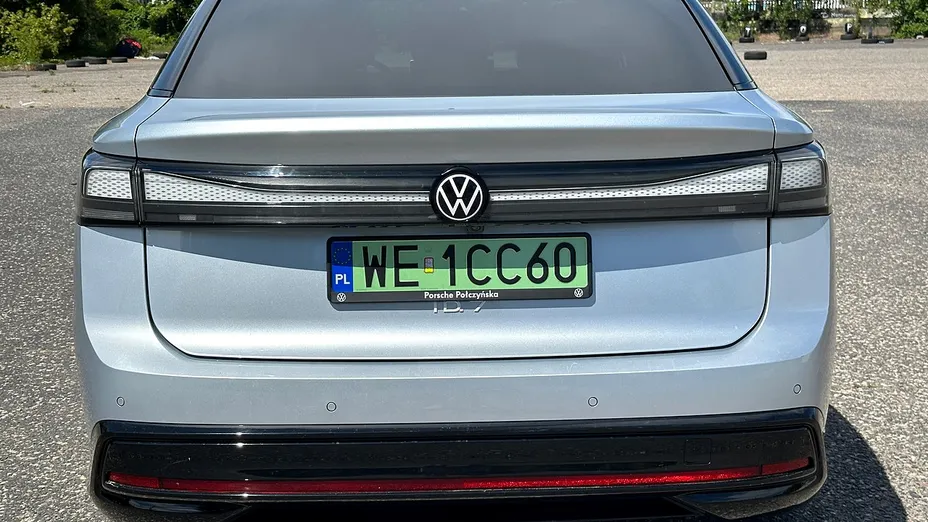 VOLKSWAGEN ID.7 ID.7 77kWh Pro