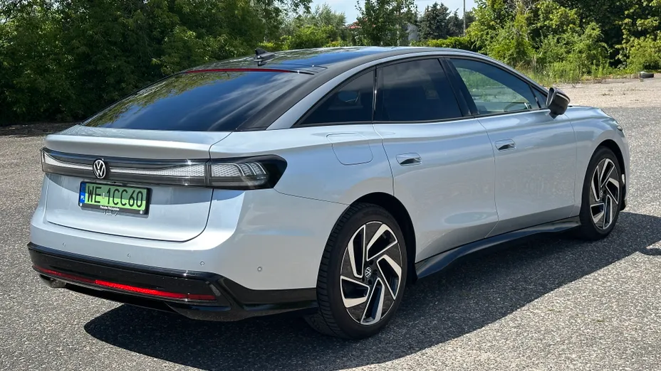 VOLKSWAGEN ID.7 ID.7 77kWh Pro