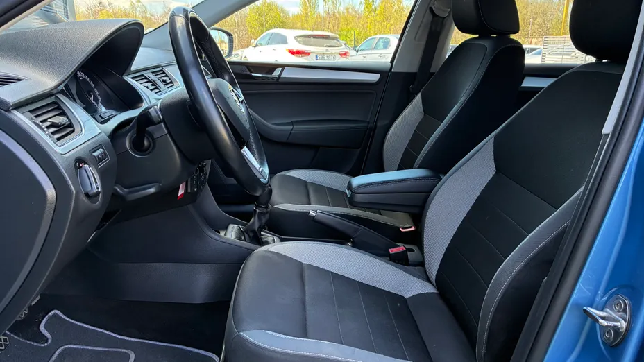 SKODA Rapid Rapid 1.0 TSI Ambition