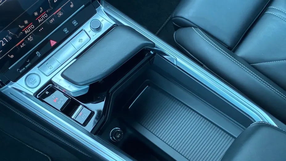 AUDI Q8 / E-Tron e-tron 50 Quattro S Line