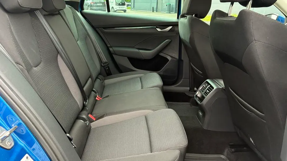 SKODA Octavia Octavia 1.5 TSI mHEV Selection DSG