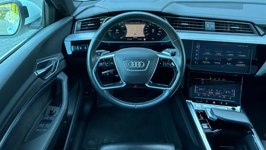 AUDI Q8 / E-Tron e-tron 50 Quattro S Line