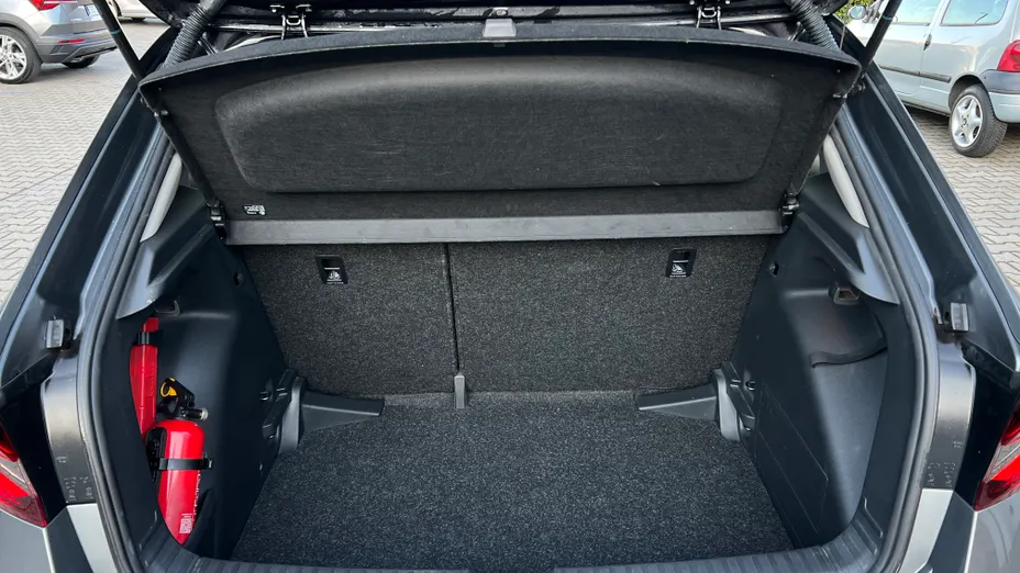 SKODA Fabia Fabia 1.0 TSI Selection DSG