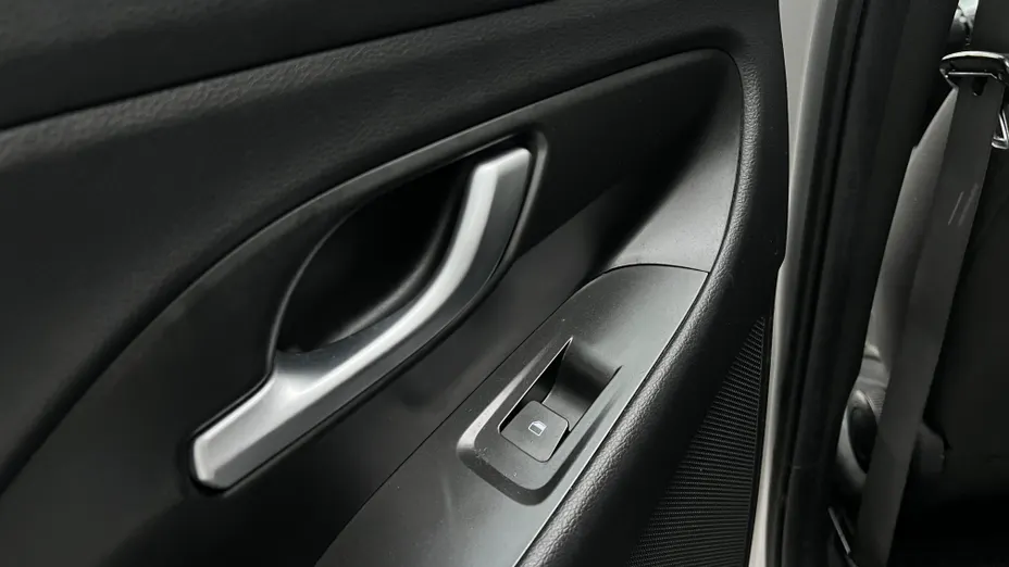 HYUNDAI i30 i30 1.0 T-GDI Comfort