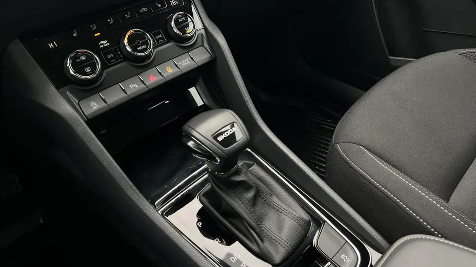 SKODA Karoq Karoq 1.5 TSI ACT Selection DSG