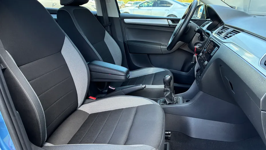 SKODA Rapid Rapid 1.0 TSI Ambition