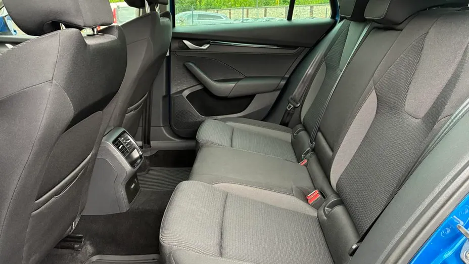 SKODA Octavia Octavia 1.5 TSI mHEV Selection DSG