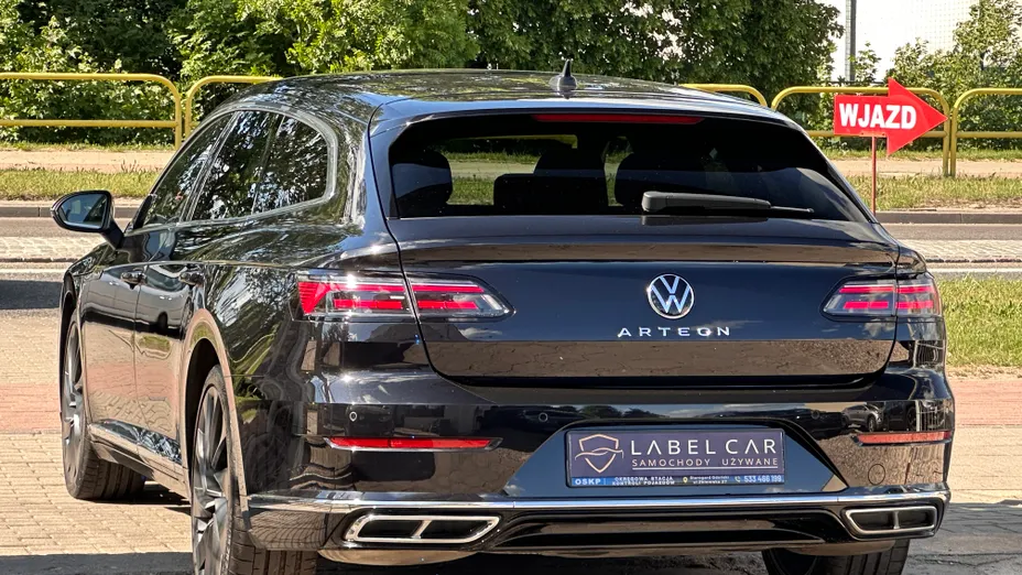 VOLKSWAGEN Arteon Arteon 2.0 TSI R-Line DSG