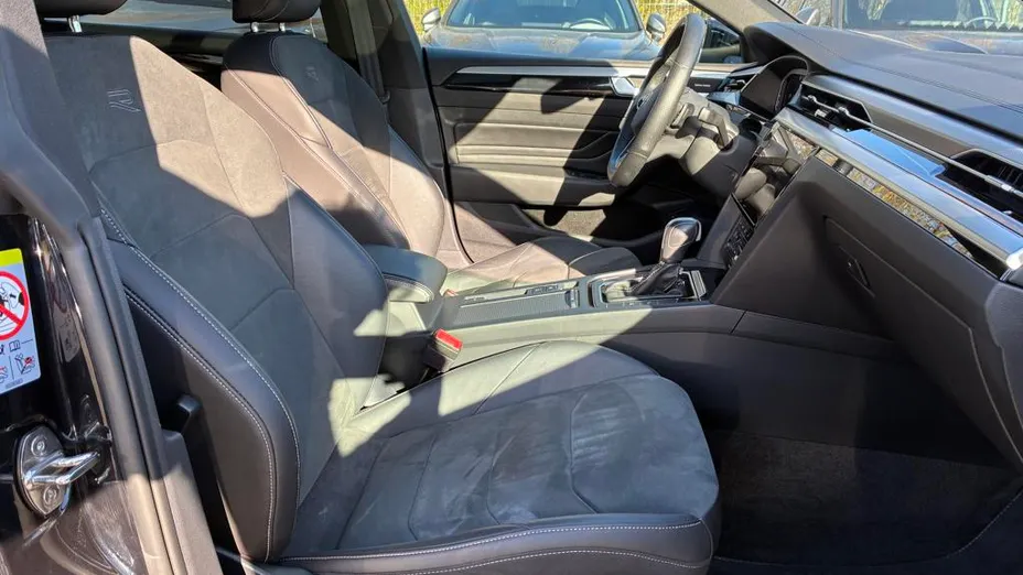 VOLKSWAGEN Arteon Arteon 2.0 TSI R-Line DSG