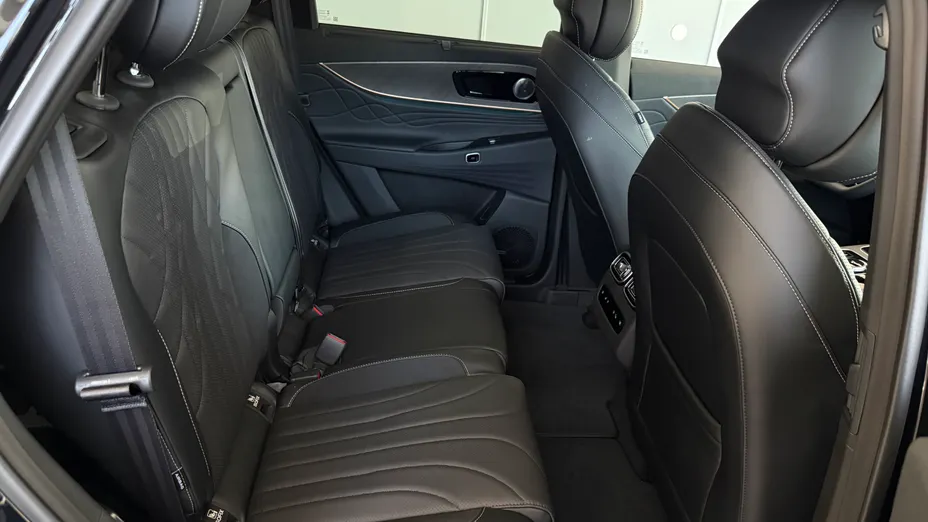 JAECOO J8 J8 1.5 T-GDI Super Hybrid Premium DHT 7os. Nowy
