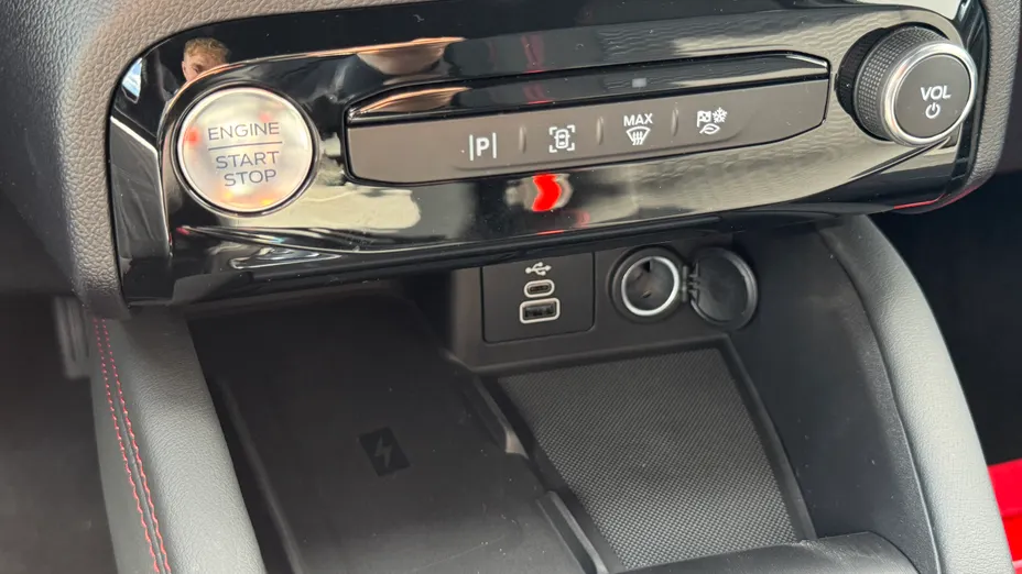 FORD Kuga Kuga 2.5 FHEV FWD ST-Line eCVT Nowy