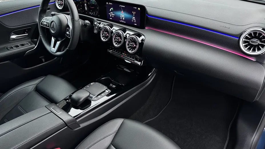 MERCEDES-BENZ CLA CLA 200 4-Matic Progressive 8G-DCT