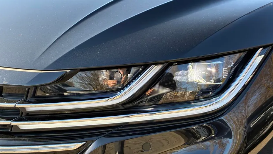VOLKSWAGEN Arteon Arteon 2.0 TSI R-Line DSG