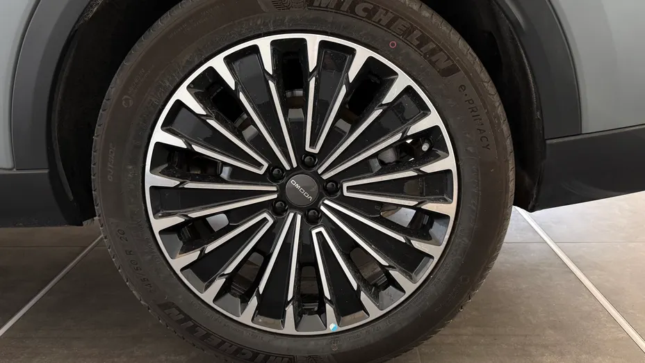 OMODA Omoda 9 Omoda 9 1.5 Super Hybrid Exclusive AWD Nowy