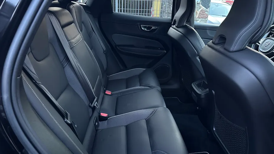 VOLVO XC60 XC60 D4 R-Design aut