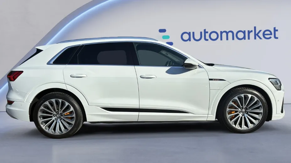 AUDI Q8 / E-Tron e-tron 50 Quattro S Line