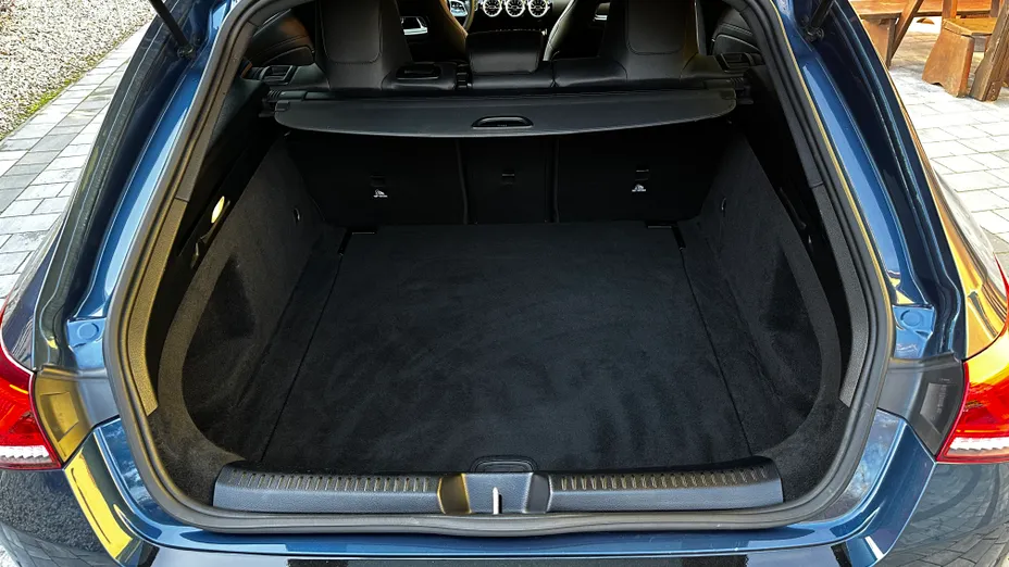 MERCEDES-BENZ CLA CLA 200 4-Matic Progressive 8G-DCT