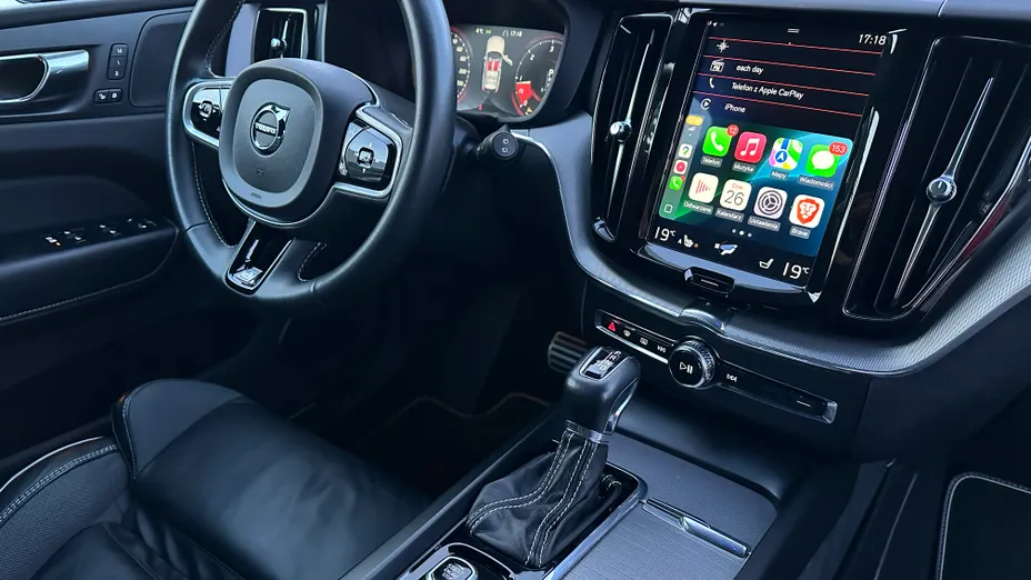 VOLVO XC60 XC60 D4 R-Design aut