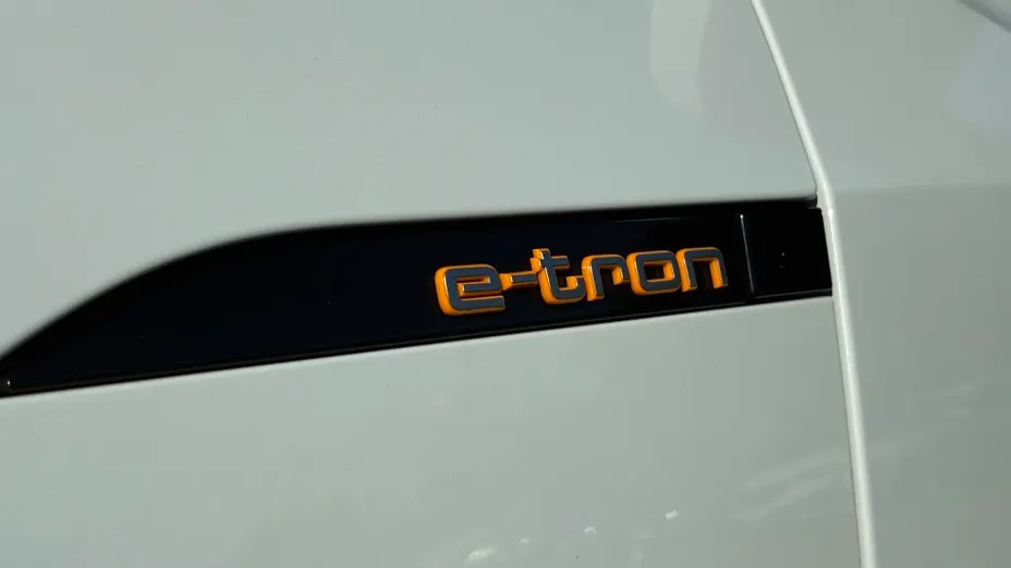 AUDI Q8 / E-Tron e-tron 50 Quattro S Line