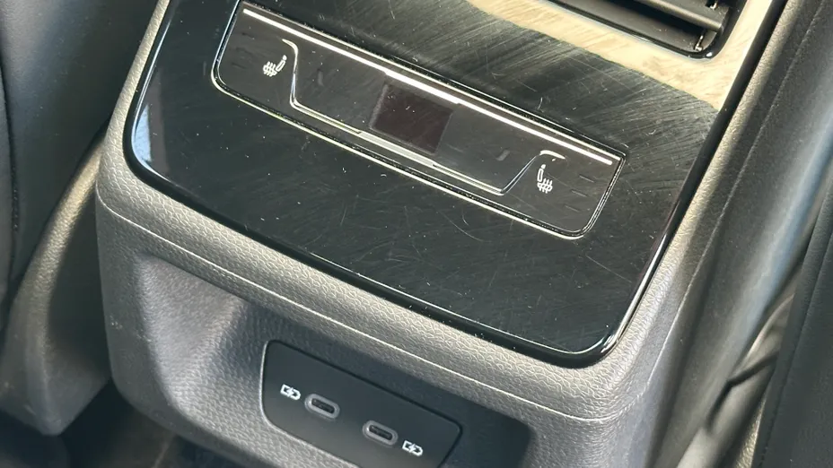 VOLKSWAGEN ID.7 ID.7 77kWh Pro