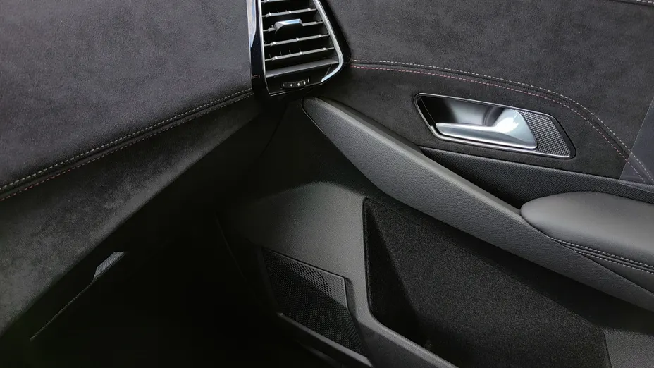 DS DS7 DS 7 1.6 E-Tense 4x4 Edition France aut Nowy