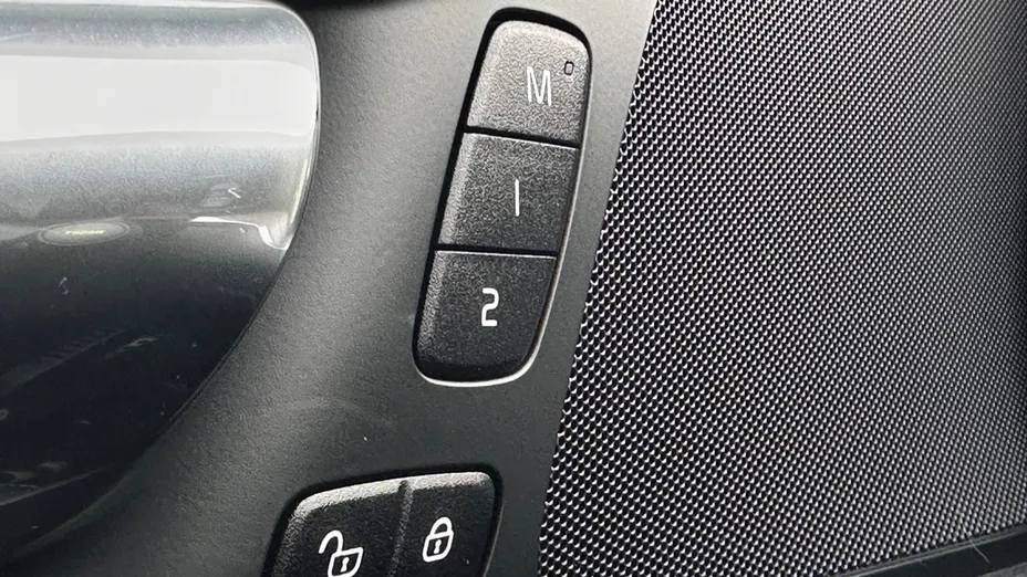 VOLVO V60 V60 D4 R-Design aut