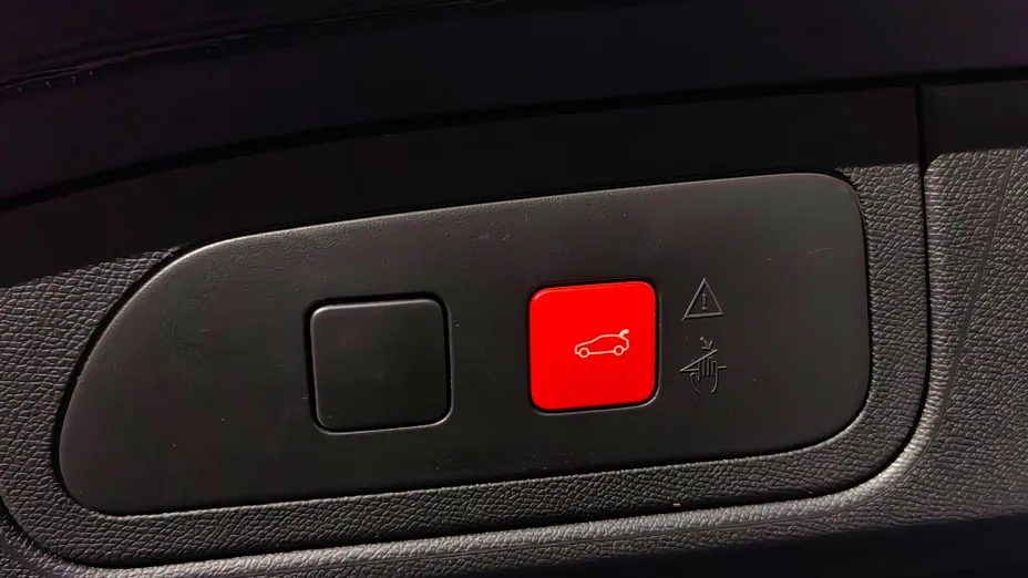 DS DS7 DS 7 1.6 E-Tense 4x4 Edition France aut Nowy