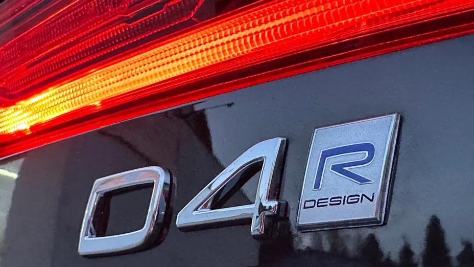 VOLVO XC60 XC60 D4 R-Design aut