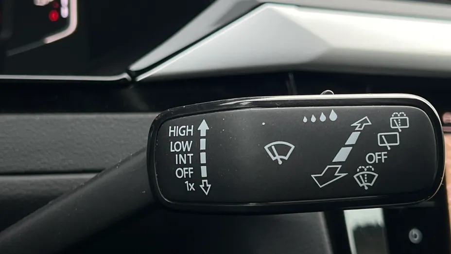 VOLKSWAGEN Arteon Arteon 2.0 TDI 4Motion R-Line DSG