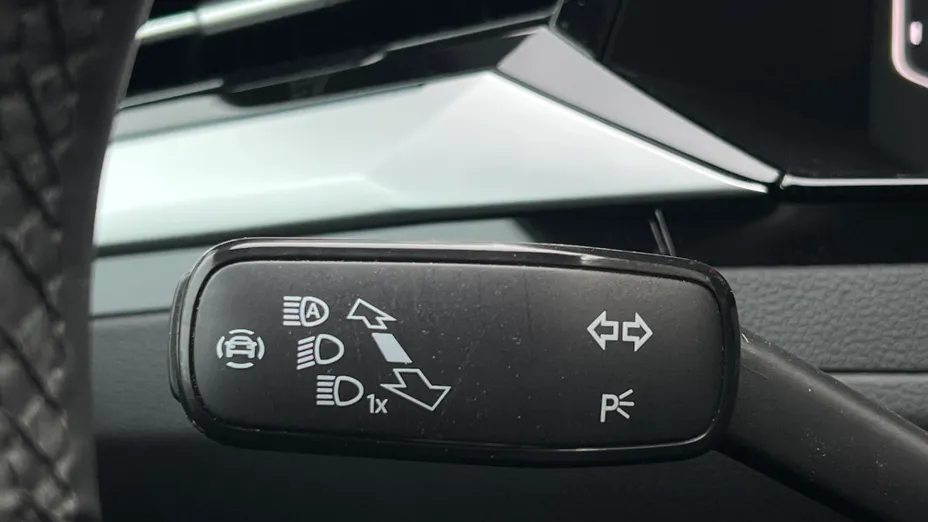 VOLKSWAGEN Arteon Arteon 2.0 TDI 4Motion R-Line DSG