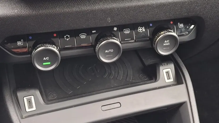 CITROEN C4 X C4 X 1.2 mHEV Max eDCT6