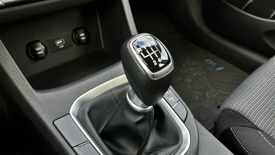 HYUNDAI i30 i30 1.0 T-GDI Modern