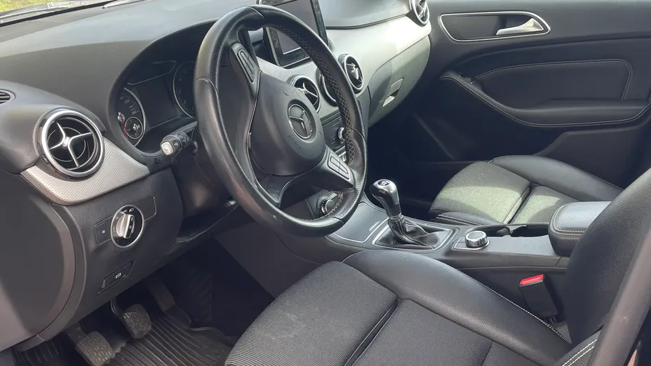 MERCEDES-BENZ B Klasa B 180 Urban