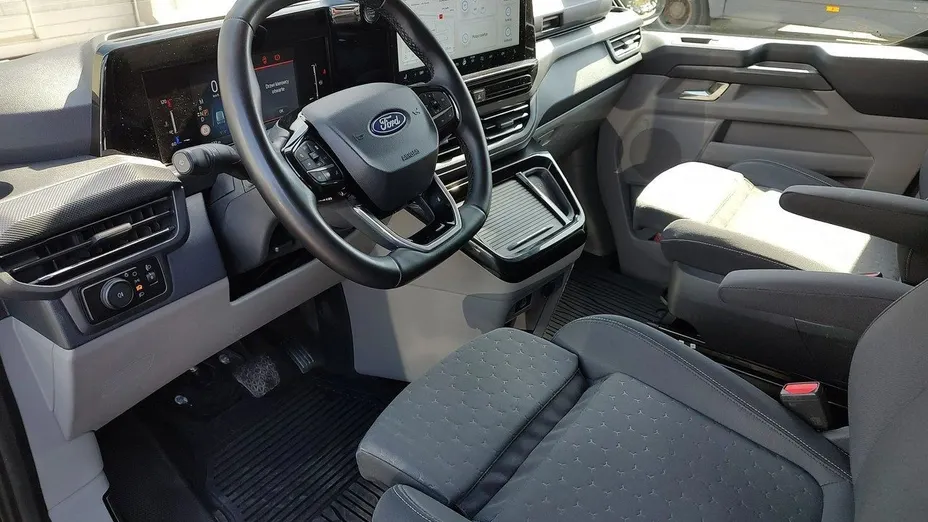 FORD Transit Custom Transit Custom 320 L2H1 Limited Aut.