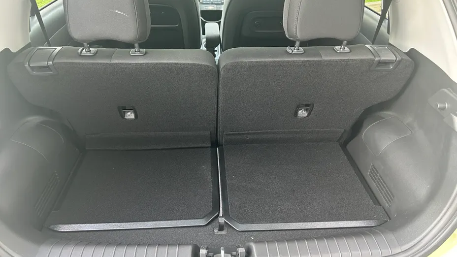 HYUNDAI Inster Inster 49kWh Smart Limited