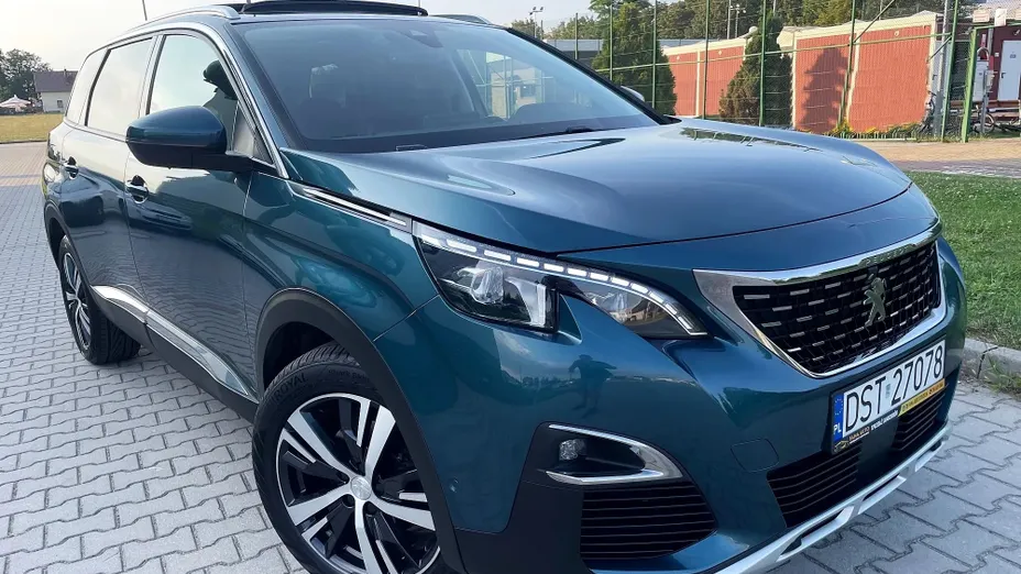 PEUGEOT 5008 5008 1.2 PureTech Allure Pack S&S EAT8