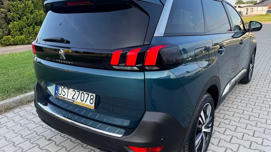 PEUGEOT 5008 5008 1.2 PureTech Allure Pack S&S EAT8