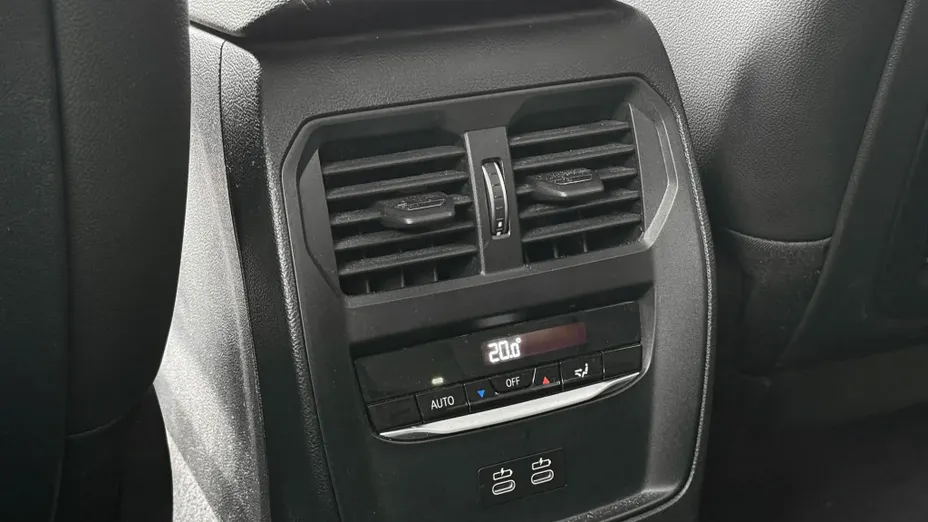 BMW Seria 3 320d xDrive mHEV Luxury Line sport-aut