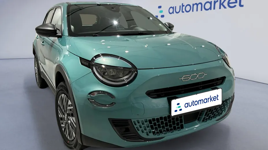 FIAT 600 600 1.2 Turbo Hybrid La Prima eDCT Nowy