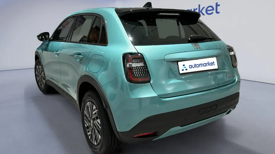 FIAT 600 600 1.2 Turbo Hybrid La Prima eDCT Nowy