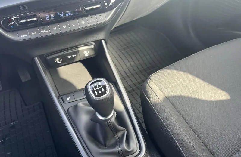 HYUNDAI i20 i20 1.2 Modern