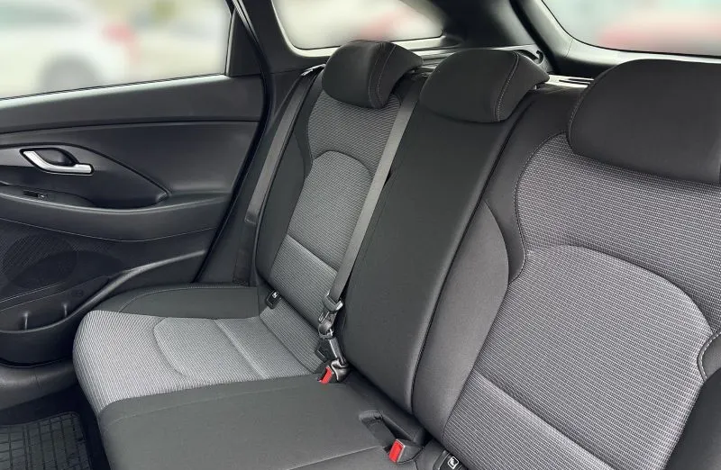 HYUNDAI i30 i30 1.5 DPI Pure