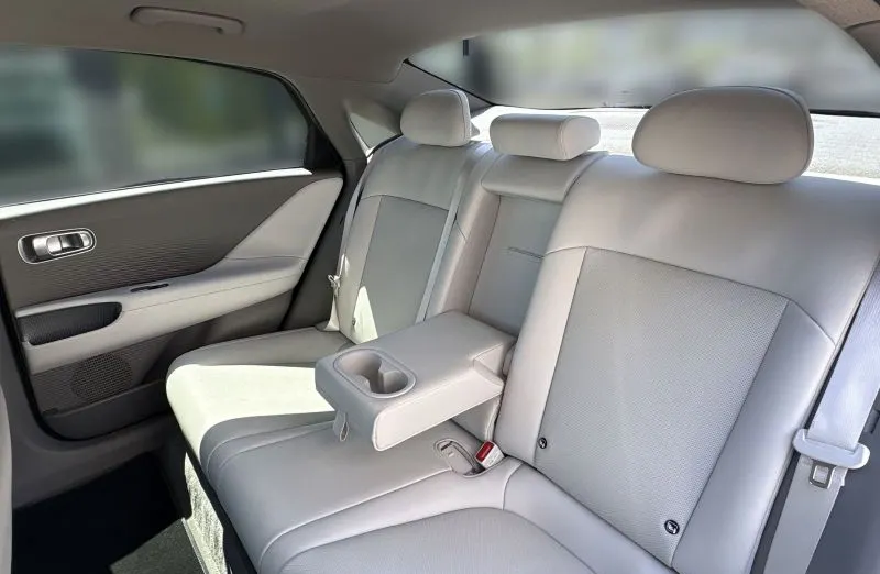 HYUNDAI Ioniq 6 Ioniq 6 77kWh Uniq