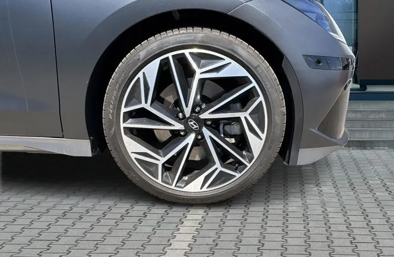 HYUNDAI Ioniq 6 Ioniq 6 77kWh Uniq